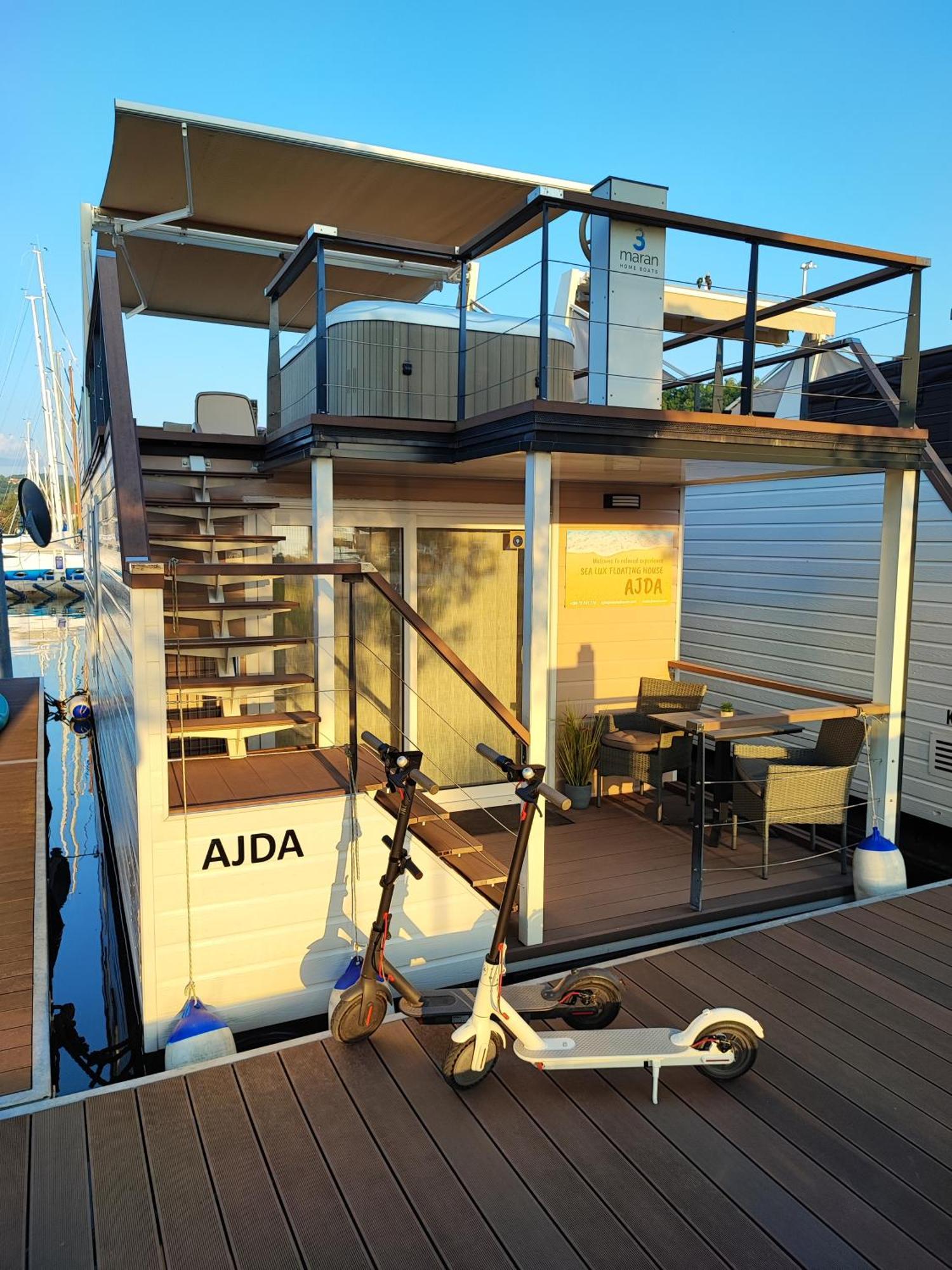 Sea Lux Floating House Ajda Portorose Villa Eksteriør bilde
